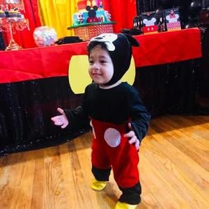 Meet your Posher, Crismerts